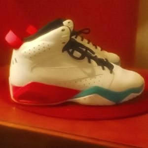 Air Jordan mid. USA Olympic